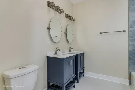 437 East 48th Street Chicago IL 60615