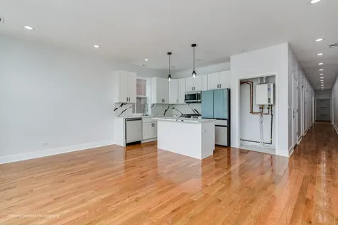 437 East 48th Street Chicago IL 60615