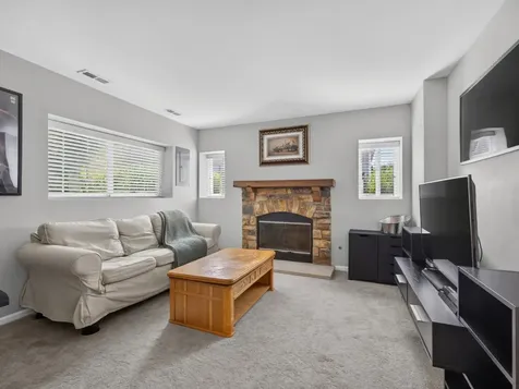 941 Emerald Drive Pingree Grove IL 60140