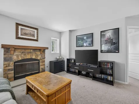 941 Emerald Drive Pingree Grove IL 60140