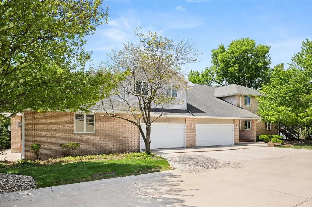 2427 Reynolds Manor Drive Ottawa IL 61350