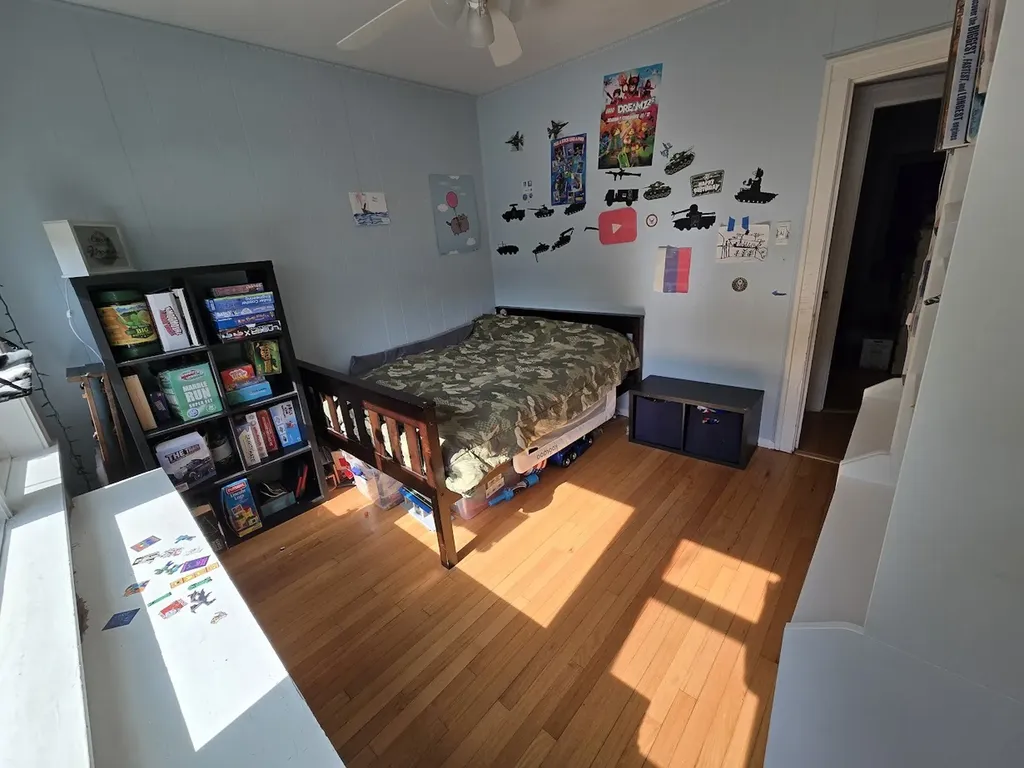 5910 North Campbell Avenue Chicago IL 60659