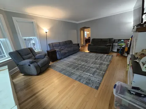 5910 North Campbell Avenue Chicago IL 60659