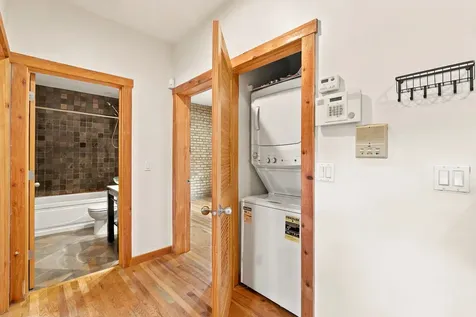 4104 North Mozart Street Chicago IL 60618