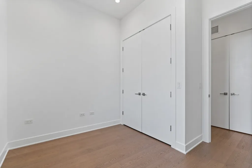 6 North Bishop Street Chicago IL 60607