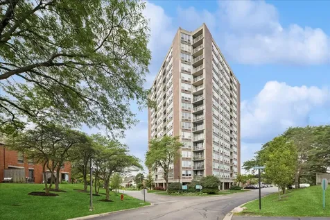 3925 Triumvera Drive Glenview IL 60025