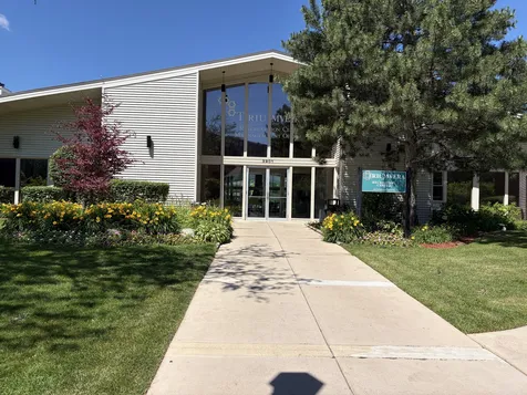 3925 Triumvera Drive Glenview IL 60025