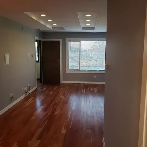 9315 Hamilton Court Des Plaines IL 60016