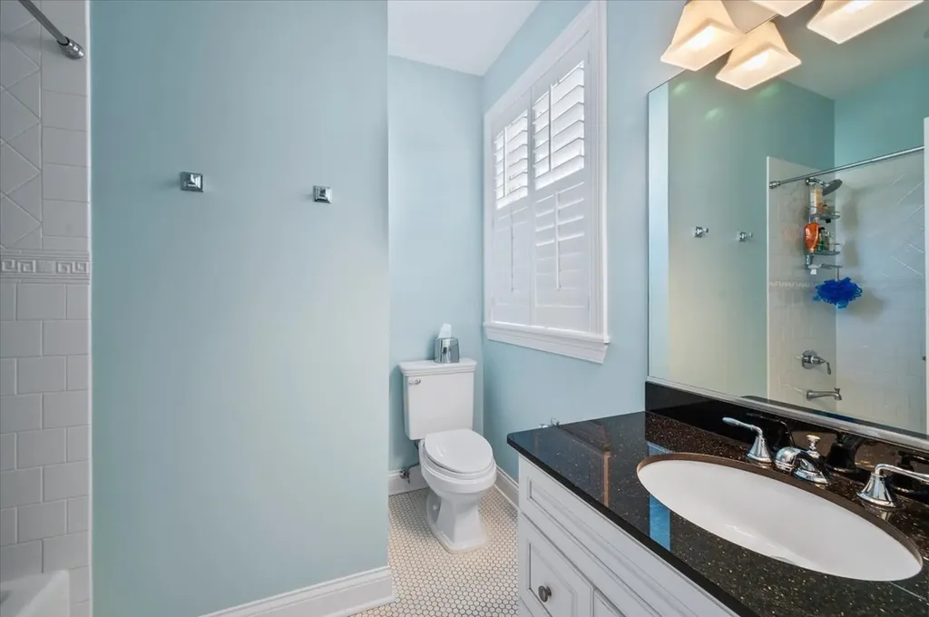 349 Gregory Avenue Wilmette IL 60091