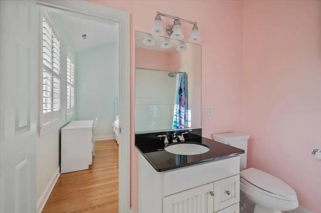 349 Gregory Avenue Wilmette IL 60091