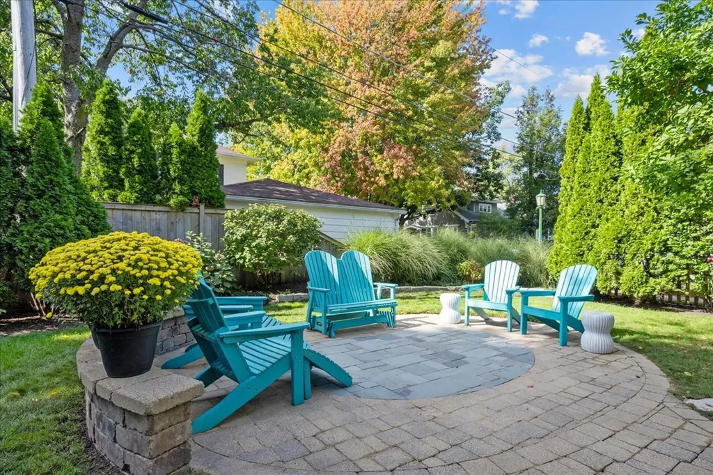 349 Gregory Avenue Wilmette IL 60091