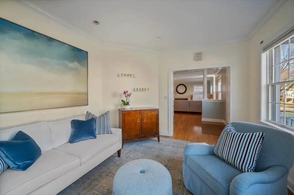 349 Gregory Avenue Wilmette IL 60091