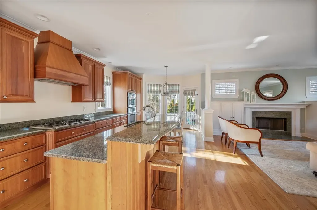 349 Gregory Avenue Wilmette IL 60091