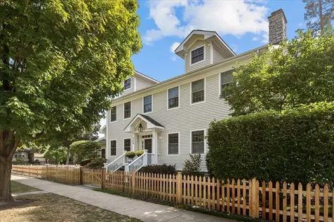 349 Gregory Avenue Wilmette IL 60091