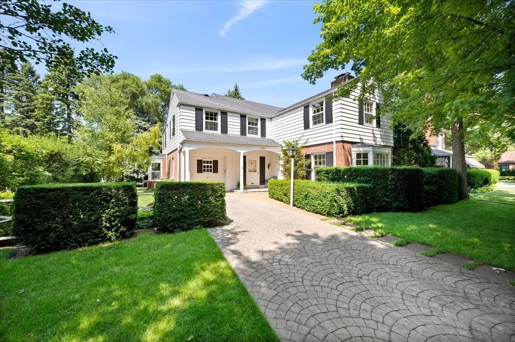 2304 Elmwood Avenue Wilmette IL 60091