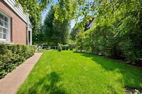 2304 Elmwood Avenue Wilmette IL 60091
