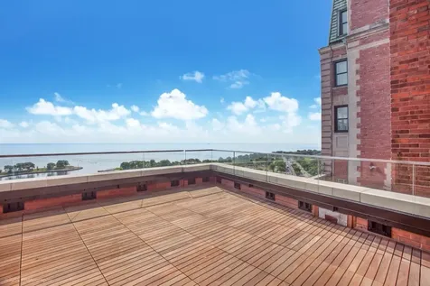 3260 North Lake Shore Drive Chicago IL 60657