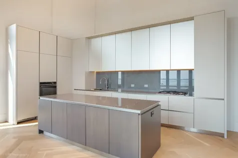 3260 North Lake Shore Drive Chicago IL 60657