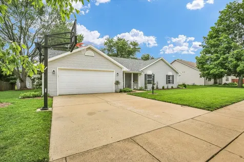 301 North Spruce Drive Mahomet IL 61853
