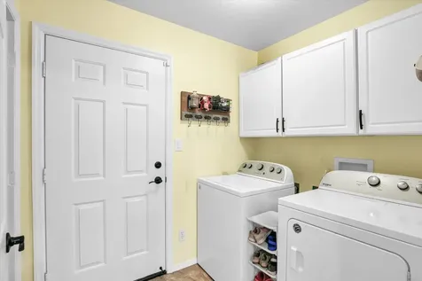 301 North Spruce Drive Mahomet IL 61853