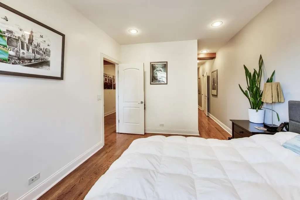 1378 North Wolcott Avenue Chicago IL 60622