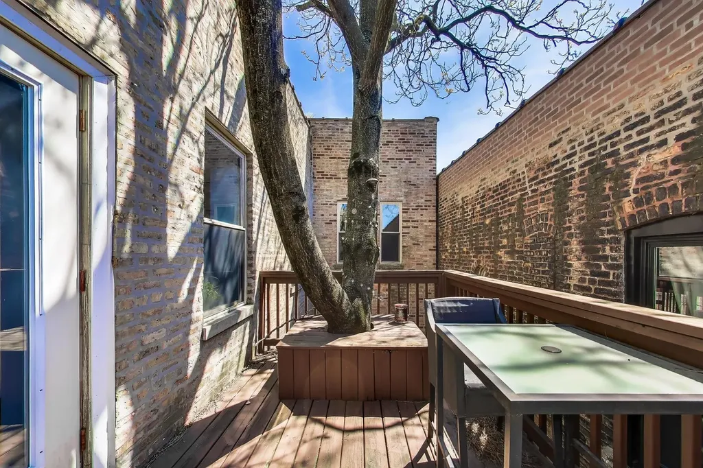 1378 North Wolcott Avenue Chicago IL 60622