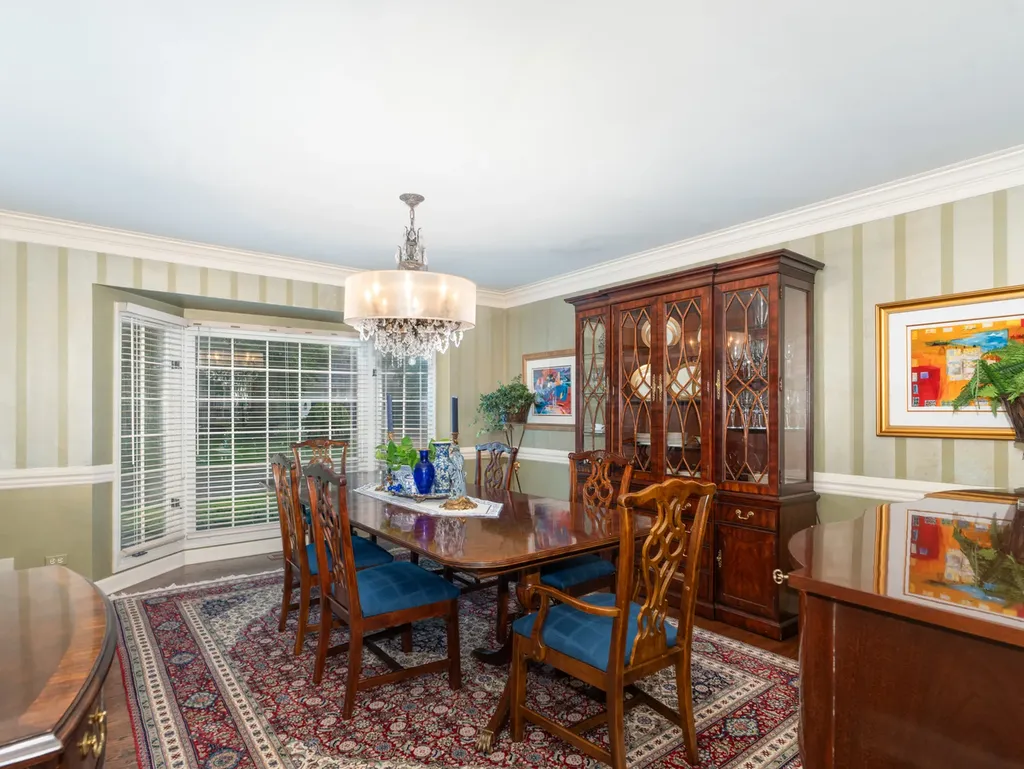 2137 Scarlet Oak Lane Lisle IL 60532