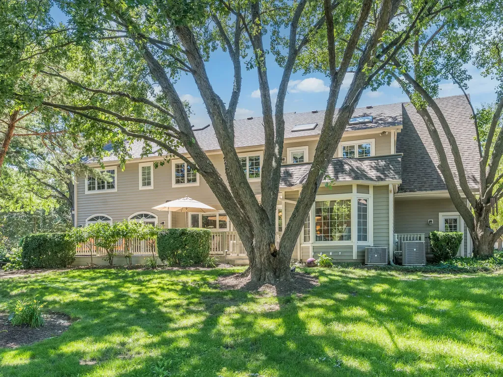 2137 Scarlet Oak Lane Lisle IL 60532