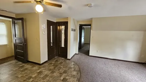 9 1/2 North Randolph Street Princeton IL 61356