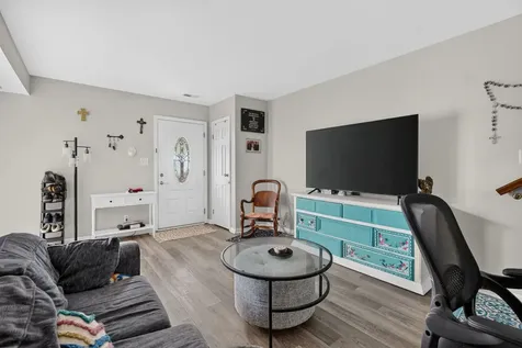 2303 Aster Drive Crest Hill IL 60403