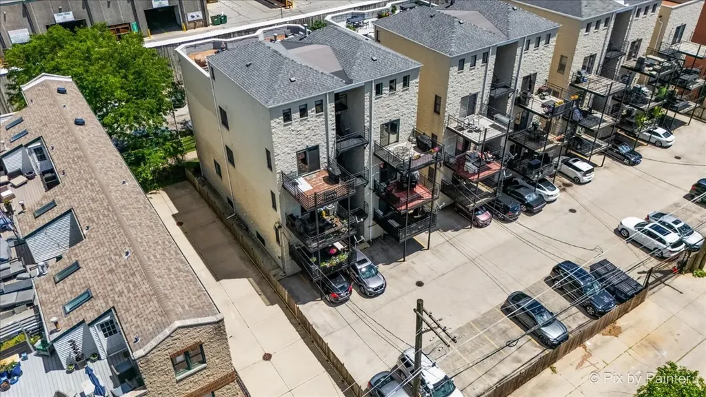 2756 North Wolcott Avenue Chicago IL 60614