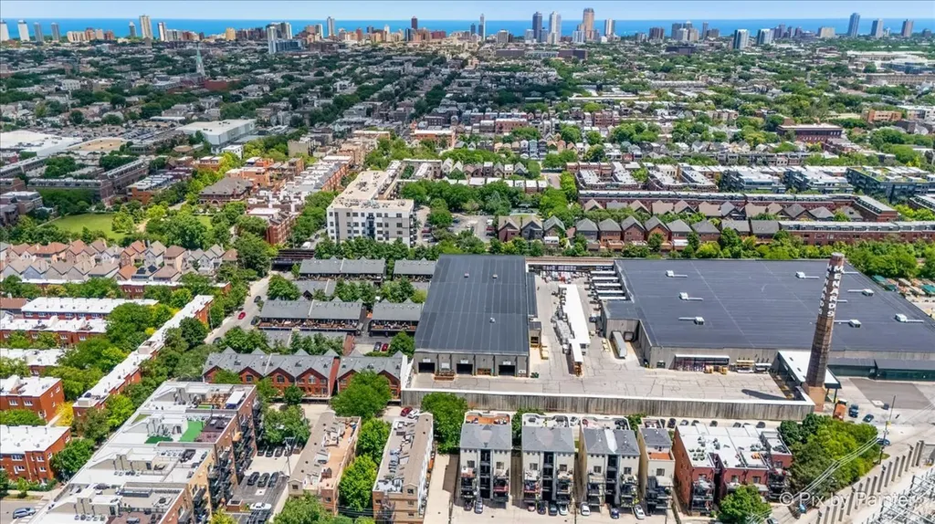 2756 North Wolcott Avenue Chicago IL 60614