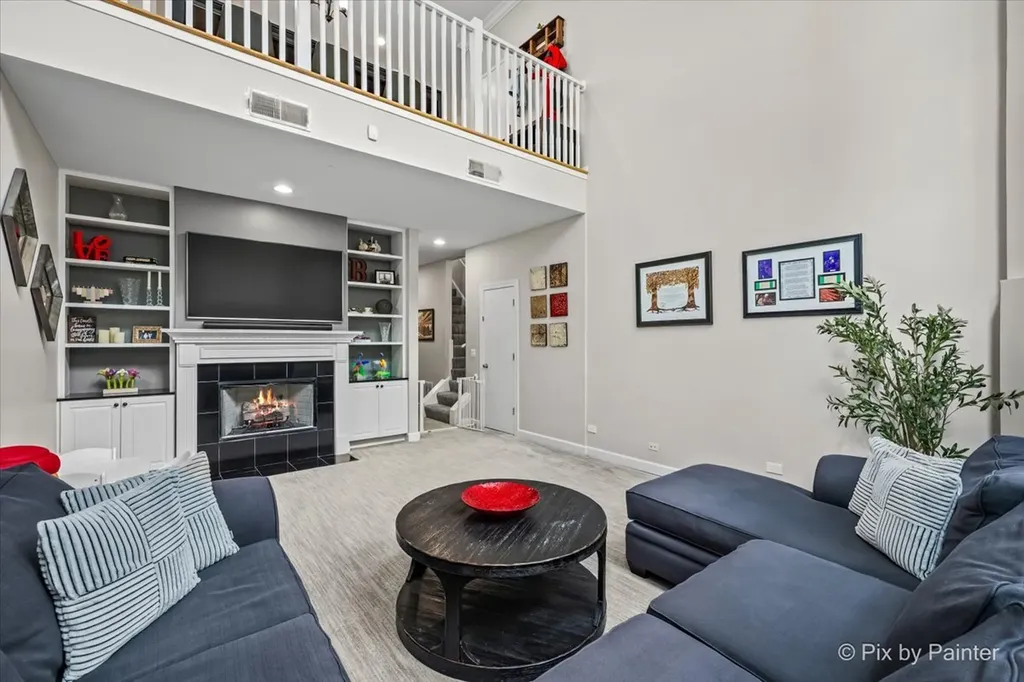 2756 North Wolcott Avenue Chicago IL 60614