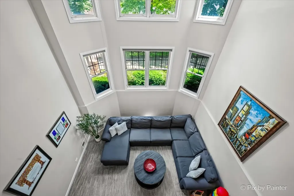 2756 North Wolcott Avenue Chicago IL 60614