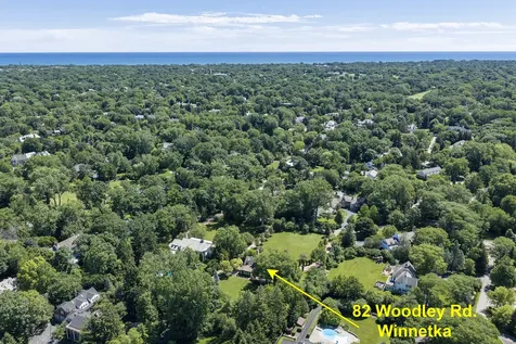 82 Woodley Road Winnetka IL 60093