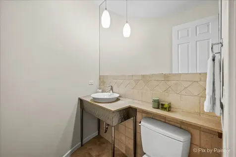 920 North Wood Street Chicago IL 60622