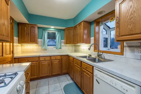 49 South Lewis Avenue Waukegan IL 60085