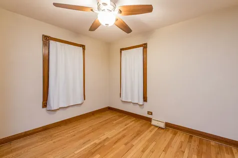 49 South Lewis Avenue Waukegan IL 60085