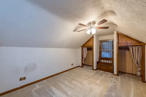 49 South Lewis Avenue Waukegan IL 60085