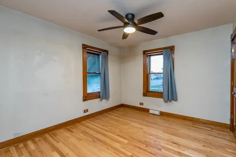49 South Lewis Avenue Waukegan IL 60085