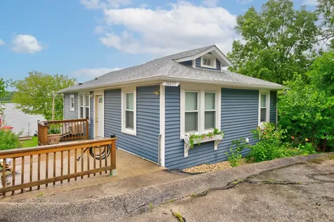 38895 North Maple Avenue Lake Villa IL 60046