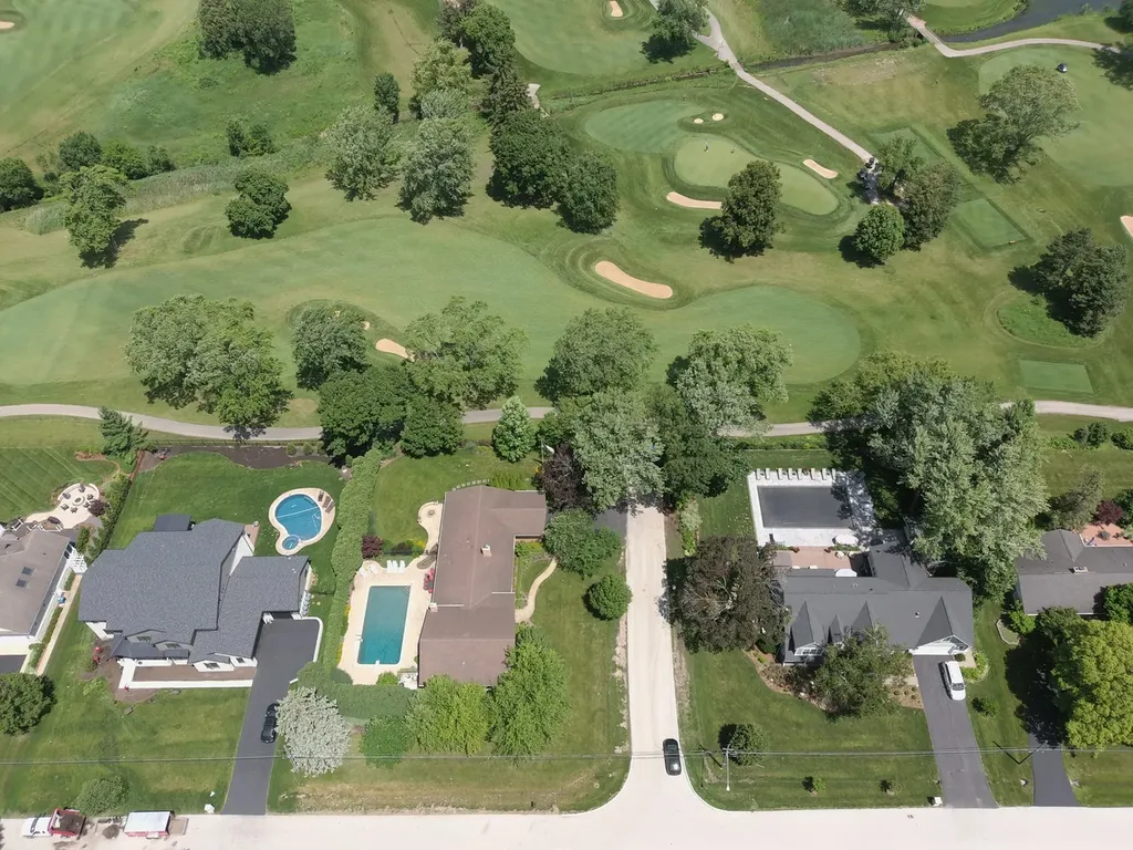 1500 West Blackhawk Drive Mount Prospect IL 60056