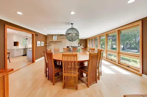 1500 West Blackhawk Drive Mount Prospect IL 60056