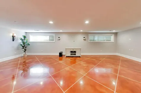 1500 West Blackhawk Drive Mount Prospect IL 60056