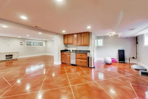 1500 West Blackhawk Drive Mount Prospect IL 60056