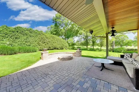 1500 West Blackhawk Drive Mount Prospect IL 60056
