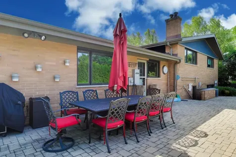 1500 West Blackhawk Drive Mount Prospect IL 60056