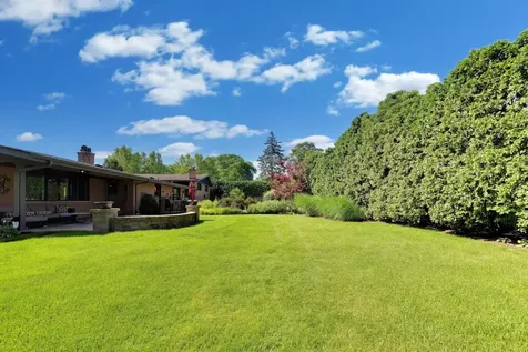 1500 West Blackhawk Drive Mount Prospect IL 60056
