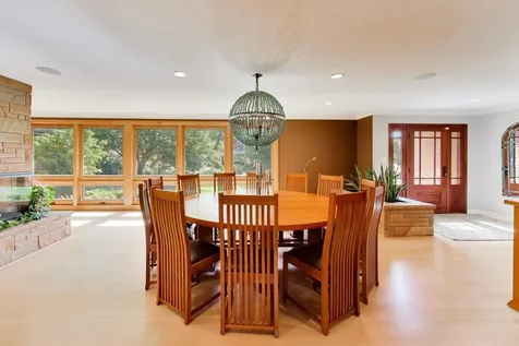 1500 West Blackhawk Drive Mount Prospect IL 60056