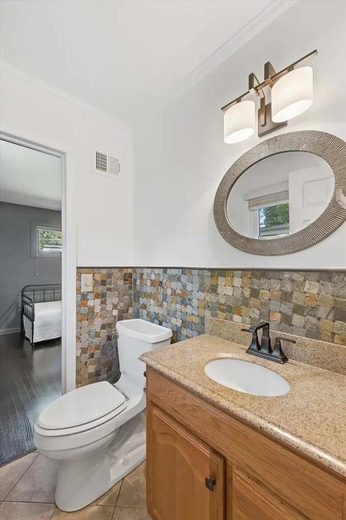 258 South Boyd Avenue Elmhurst IL 60126